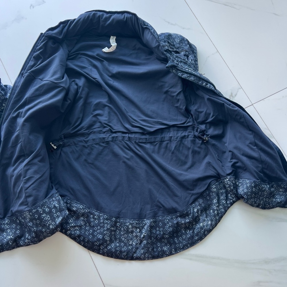 Lululemon jacket size 6 blue spring forward jacket running - Picture 8 of 13